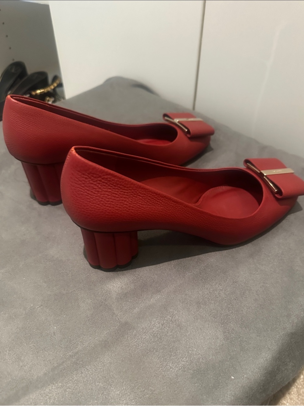 Salvatore Ferragamo Cappua 55 Pumps 9C - Picture 5 of 5